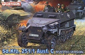 Dragon 6246 Sd.Kfz. 251/1 Ausf. Version C Rivetée (1/35)