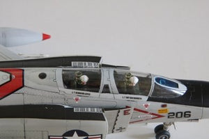 Fine Molds FP43S U.S. Navy Jet Fighter F-4J &amp;quot;Aardvarks&amp;quot; 1/72 – imagen 8