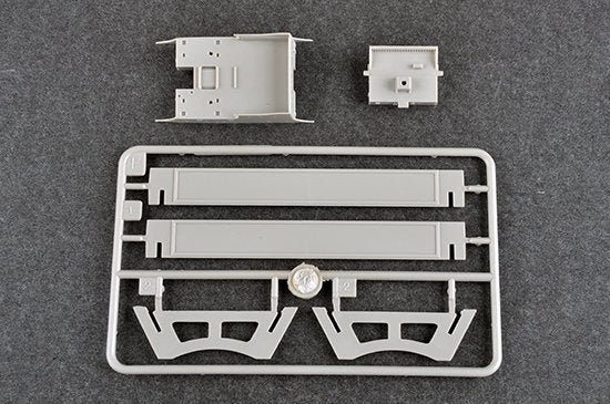 Trumpeter 06728 PLA Navy Type 072A LST 1/700 – immagine 5