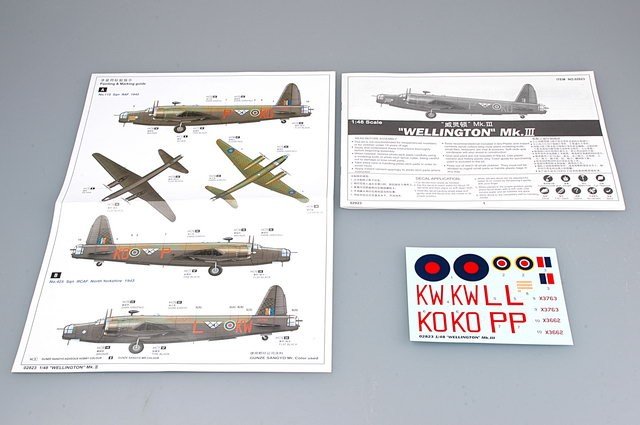 Trumpeter 02823 WELLINGTON Mk.III 1/48 – image 2