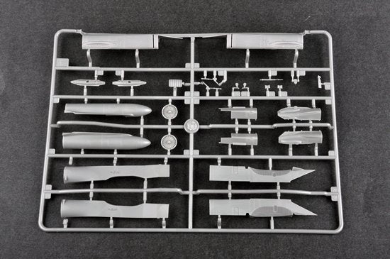 Trumpeter 01652 Chasseur-bombardier russe Su-34 Fullback 1/72 – image 9
