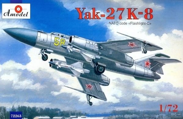 Maquette A-Model 72263 Yak-27 K-8 1/72