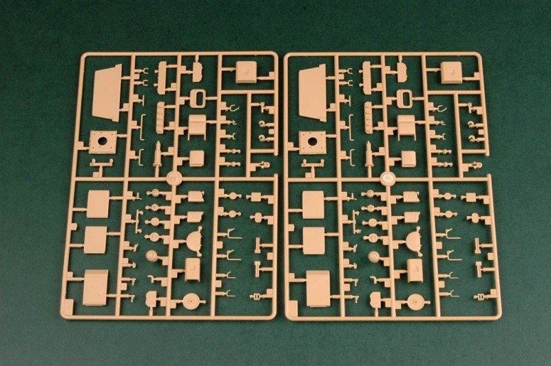 Hobby Boss 85501 152mm ShkH DANA vz.77 1/35 – image 8