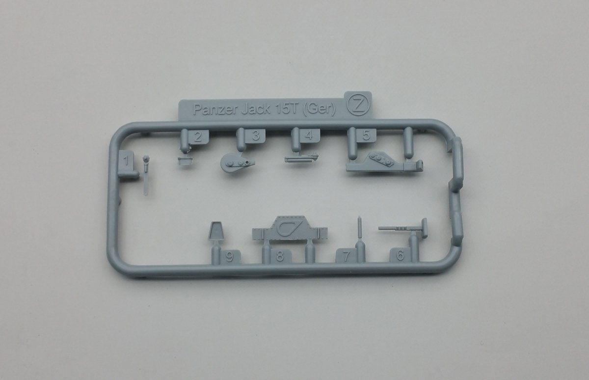 Amusing Hobby 35A021 Jagdpanzer 38(D) 1/35 – immagine 10