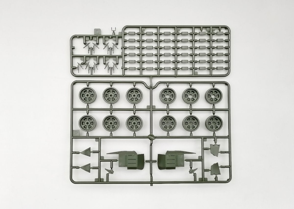 Amusing Hobby 35A041 T-72AV Full Interior 1/35 – image 15
