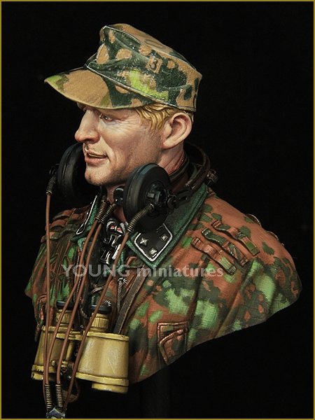 Young Miniatures YM1851 Officier de char SS allemand WAFFEN, Seconde Guerre mondiale, échelle 1/10  – image 2