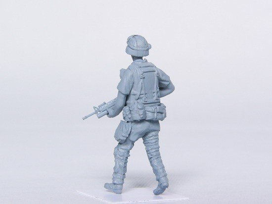 Trumpeter 00407 US Marine Corps Iraq 2003 1/35 – image 3
