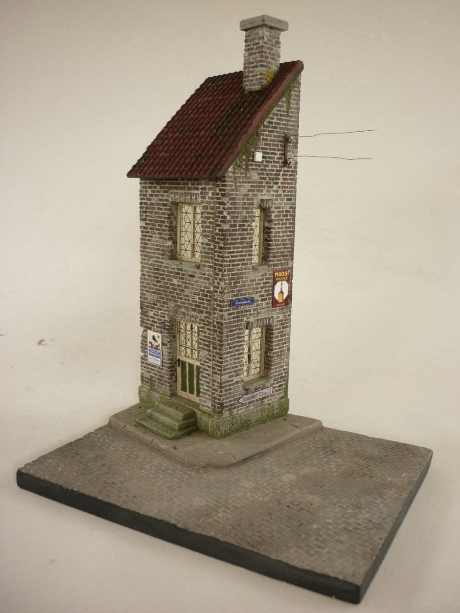 RT-Diorama 35254 Diorama-Base: European Corner Building 1/35 – immagine 7
