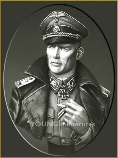 Young Miniatures YM1811 SS TOTENKOPF OFFICER WWII 1/10 – Bild 7