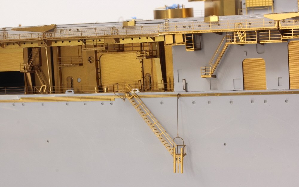 Pontos 27010fn 1/200 USS CV-6 Enterprise 1942 Detail Up Set (Teak Tone wooden deck) 1/200 – Bild 27