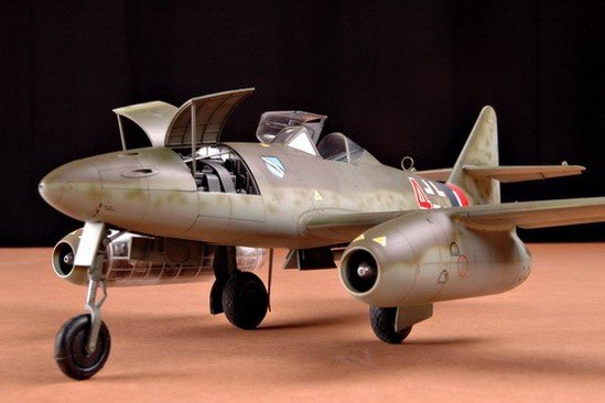 Trumpeter 02235 Messerschmitt Me 262 A-1a 1/32 – zdjęcie 4