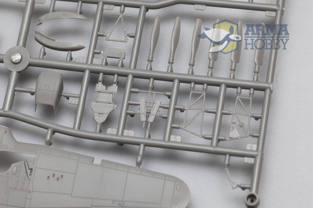 Arma Hobby 70025 Hurricane Mk I Eastern Front - Limited Edition 1/72 – Bild 11