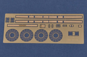 Hobby Boss 83211 B-24J Liberator 1/32 – image 18