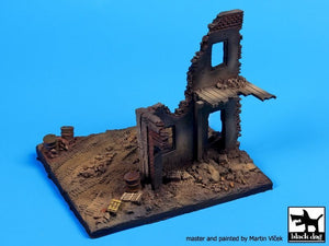 Black Dog D72009 House ruins Europe base 1/72 – image 2