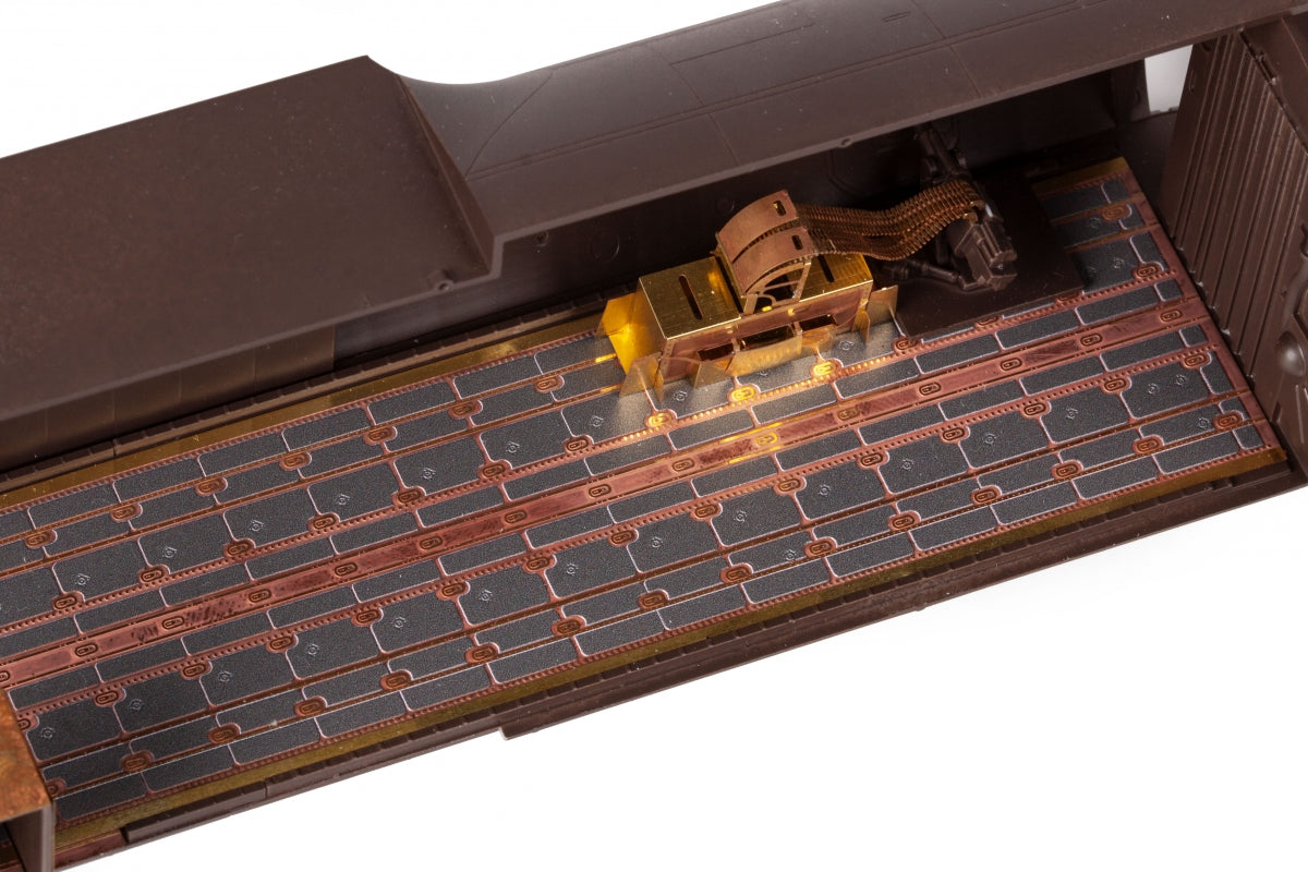 Eduard 73814 AC-130J cargo interior ZVEZDA 1/72 – Bild 8