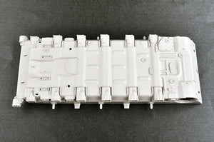 Trumpeter 00924 Russian T-72B MBT 1/16 – image 15