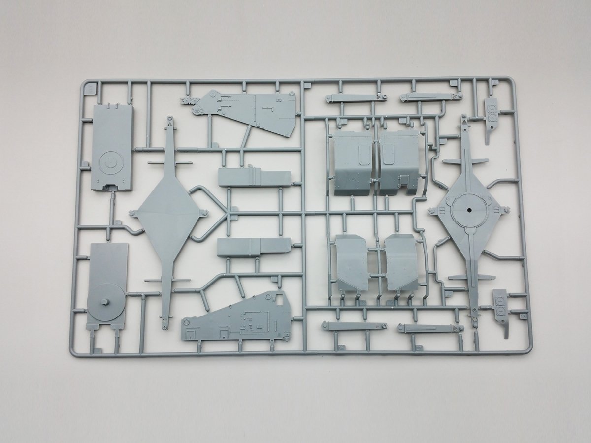Amusing Hobby 35A010 Rheintochter R-1 1/35 – image 5