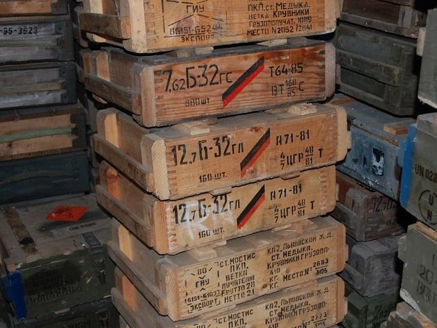 Eureka XXL E-035 Modern Russian Ammo Crates Type I for 7,62mm Ammo (for AK-47 Kalashnikov) 1/35 – Bild 6