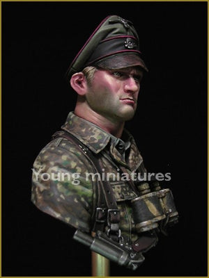 Young Miniatures YM1831 German Waffen SS Officer 1944 1/10 – Bild 6