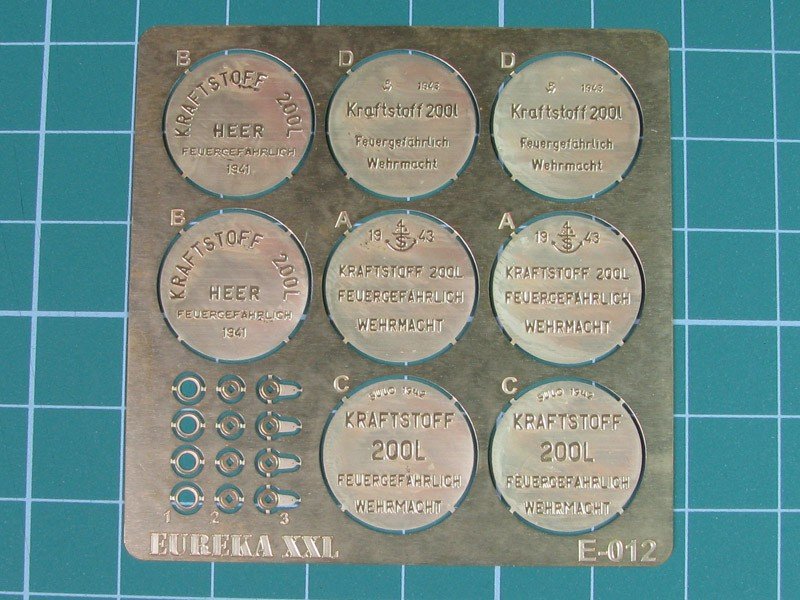 Eureka XXL E-012 Zestaw 4 beczek 200l 1/35 – Bild 6