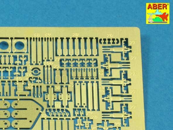 Aber 35259 Sd.Kfz.18 Pz.Kpfw.VI Ausf.E Tiger I (s.PzAbt. 501 in Tunisia) 1/35 – immagine 9