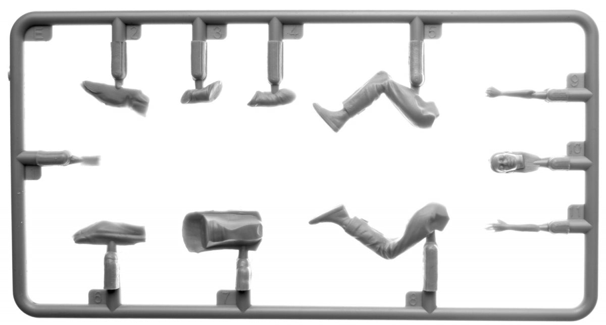 MiniArt 38085 MODERN CAFE VISITORS SET 1 1/35 – image 5