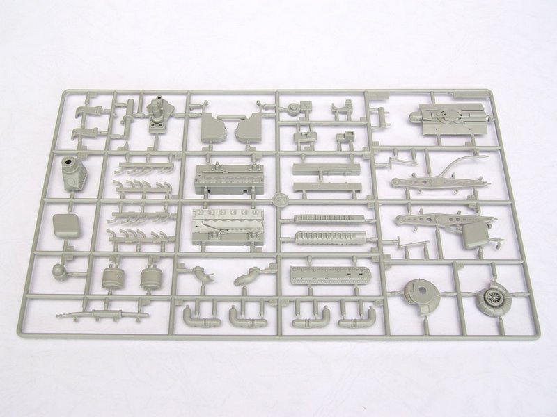 Trumpeter 02411 Focke-wulf Fw190 D-9 1/24 – imagen 9