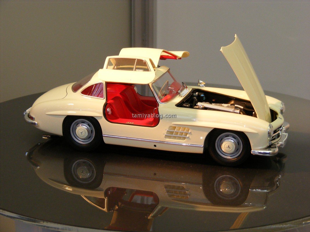 Tamiya 24338 Mercedes-Benz 300SL 1/24 – zdjęcie 7