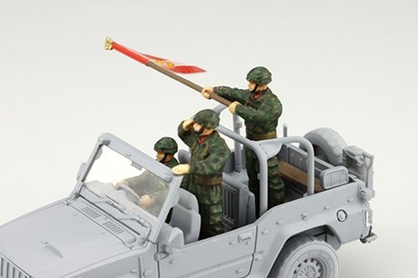 Fujimi 723426 MI-25 JGSDF Staff (for Car/Tank 1) 1/72 – zdjęcie 2
