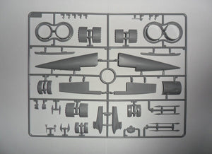 ICM 48904 MiG-25 RBF, avion de reconnaissance soviétique (1/48) – image 6