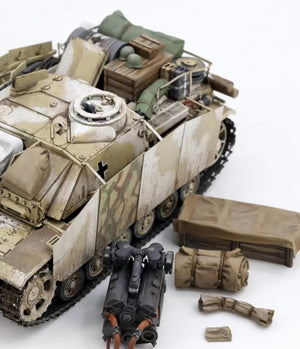 Maquette Border BT-045 Sturmhaubitze 42 Ausf.G (version initiale) avec intérieur complet, échelle 1/35 – image 3