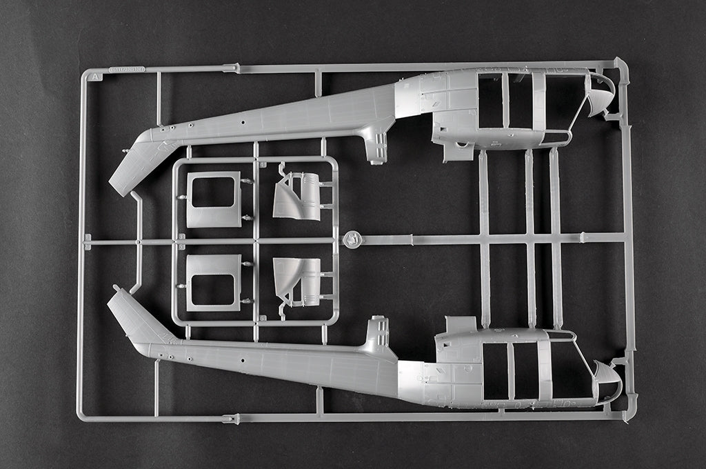 Trumpeter 05111 UH-1B Huey 1/35 – Bild 4