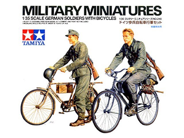 Tamiiya 35240 German With Bicycles 1/35