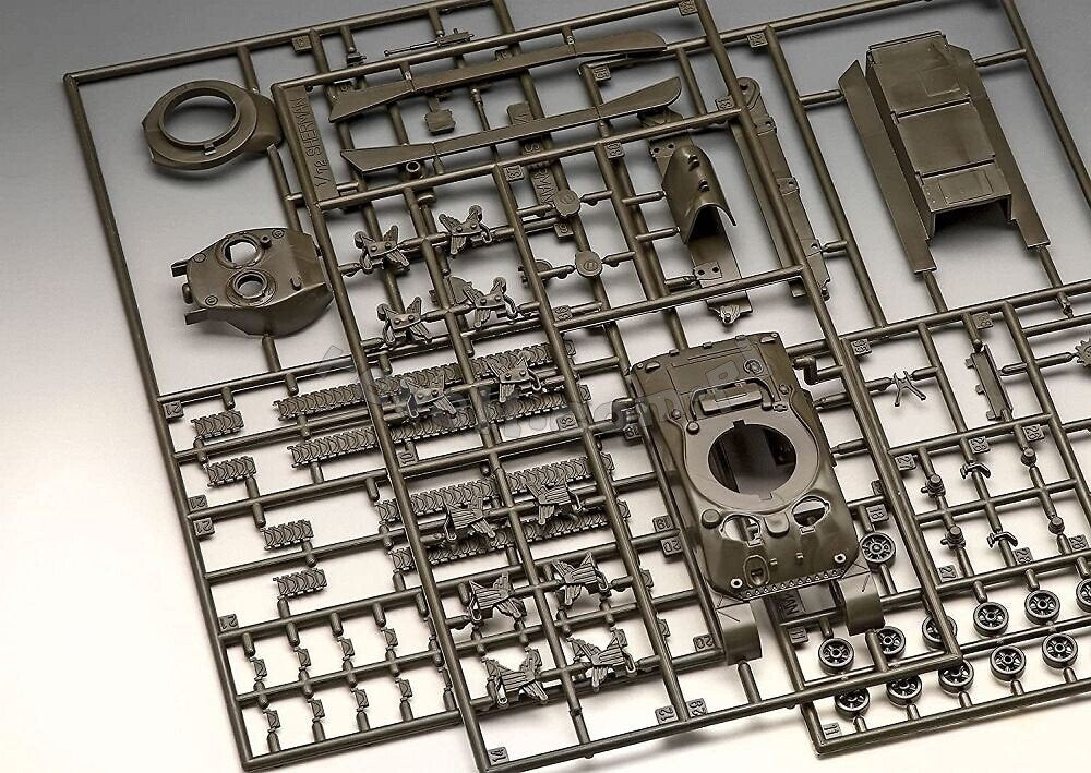 Revell 03290 Sherman M4A1 1/72 – zdjęcie 5