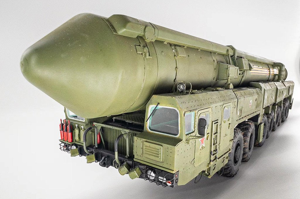 Trumpeter 01082 15U175 TEL of RS-12M1 Topol-M ICBM complex 1/35 – immagine 2