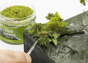 Model Scene 750-01 Fine Leaves - Spring 120 ml