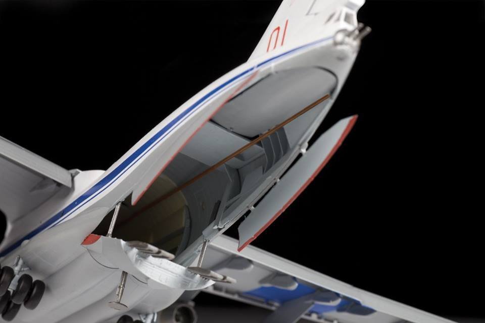 Zvezda 7011 Russian strategic airlifter Il-76MD 1/144 – zdjęcie 5