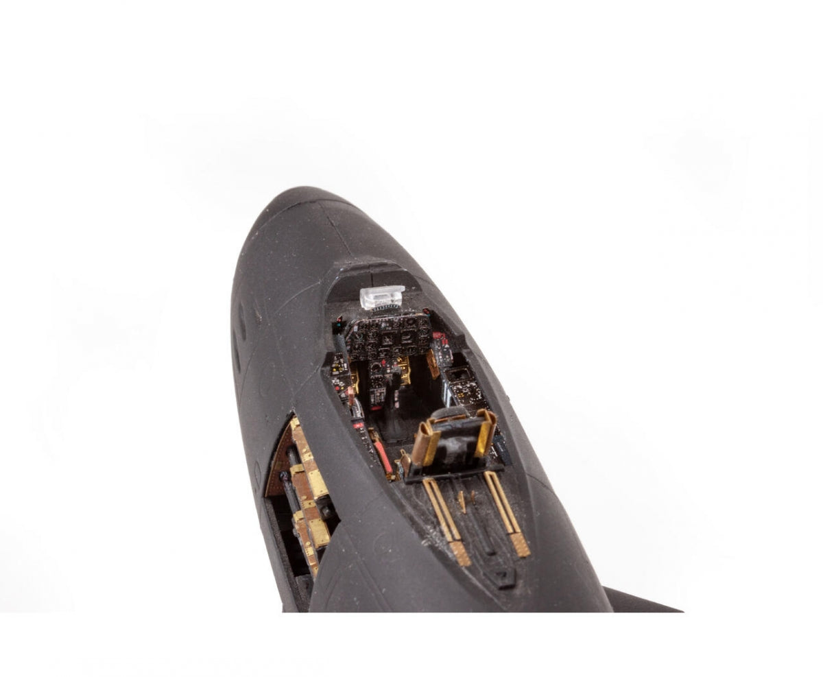 Eduard 491499 F-86F-25/30 AIrfix 1/48 – immagine 5