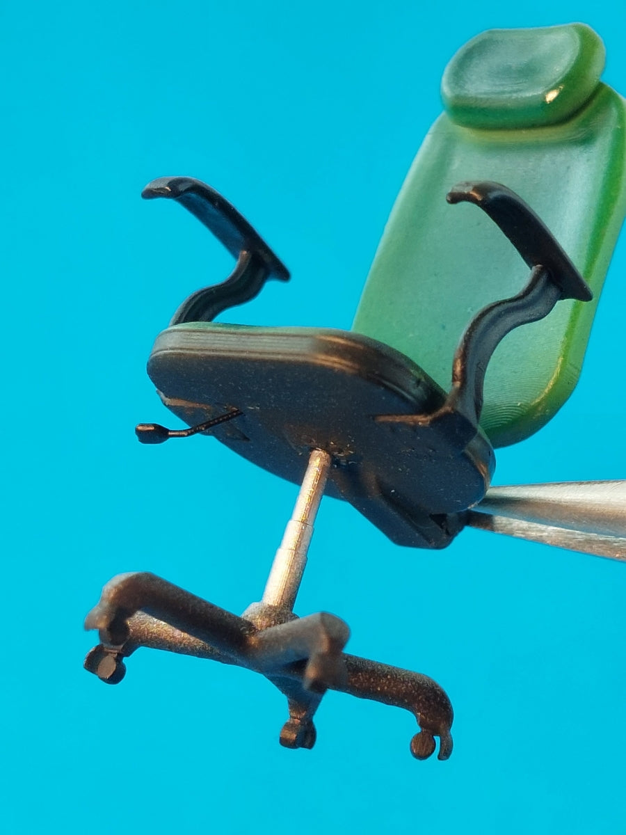 Point of no Return 3524058 Fotele biurowe, dwa różne modele / Office chairs, two different models 1/35 – immagine 5