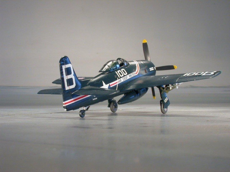 Revell 04680 F8F-1 Bearcat 1/72 – image 6