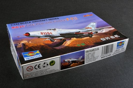 Trumpeter 01325 MiG 21 (Chinese PLAAF F-7II) 1/144 – imagen 2