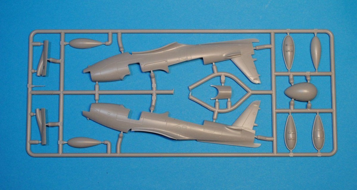 Dora Wings 72005 Bell P-63E-1-BE Kingcobra 1/72 – immagine 5