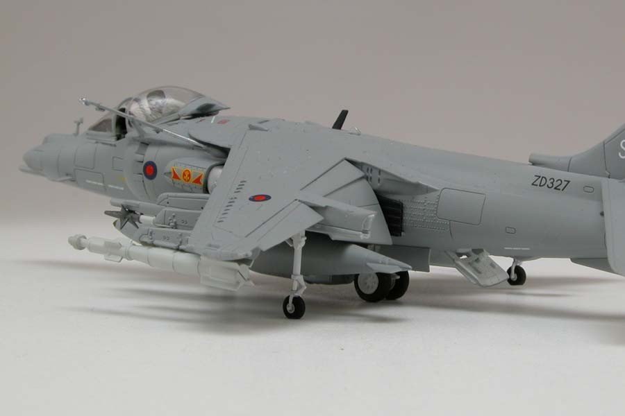 Airfix 55300A BAe Harrier GR9A Starter Set 1/72 – imagen 3