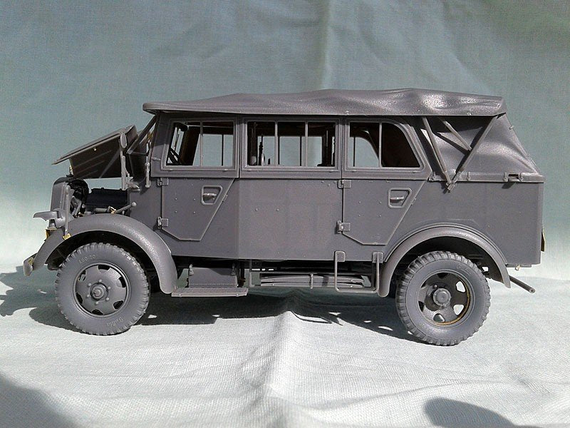 Miniart 35147 L1500A Kfz.70 German Personnel Car 1/35 – immagine 13