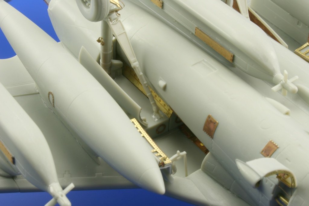 Eduard 48681 EA-6B undercarriage 1/48 Kinetic – imagen 3