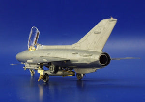 Eduard 73260 MiG-21F-13 Fishbed C 1/72 REVELL – image 5