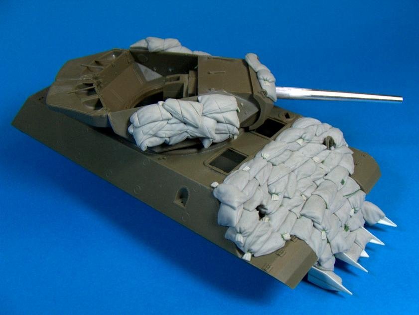 Panzer Art RE35-175 “Heavy” sand armor for M10 “Wolverine” tank destroyer 1/35 – zdjęcie 2