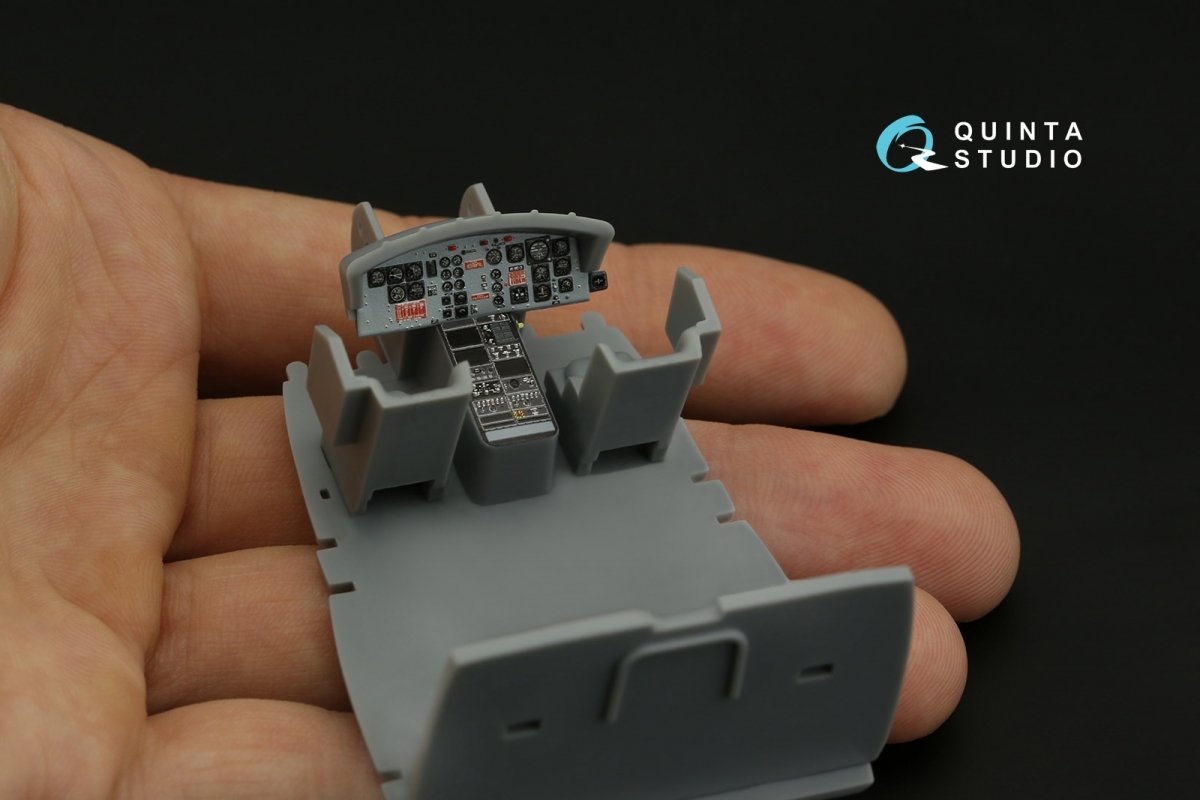 Quinta Studio QDS-48286 UH-1C 3D-Printed &amp;amp; coloured Interior on decal paper (HobbyBoss)(Small version) 1/48 – Bild 6