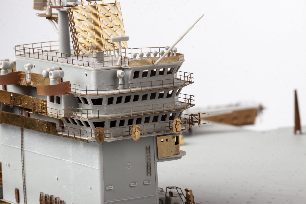 Eduard 53301 USS Nimitz CVN-68 part 7 Trumpeter 1/350 – Bild 7