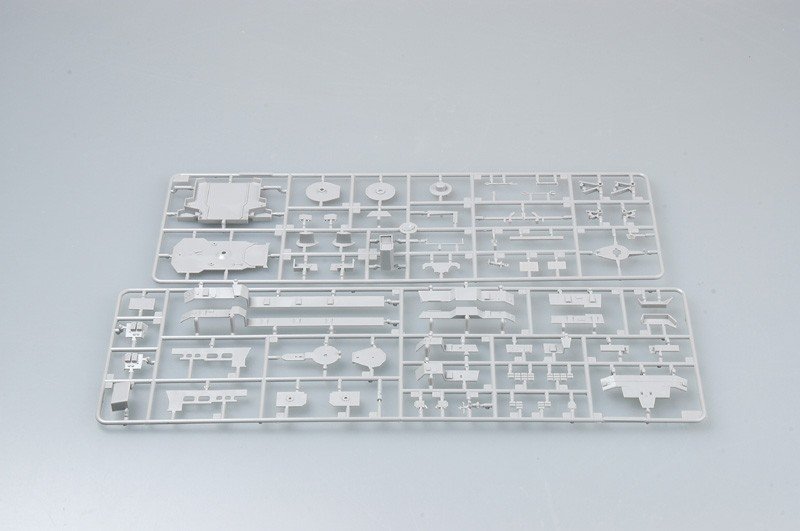 Trumpeter 04522 Russian Cruiser Pyotr Velikiy 1/350 – immagine 7